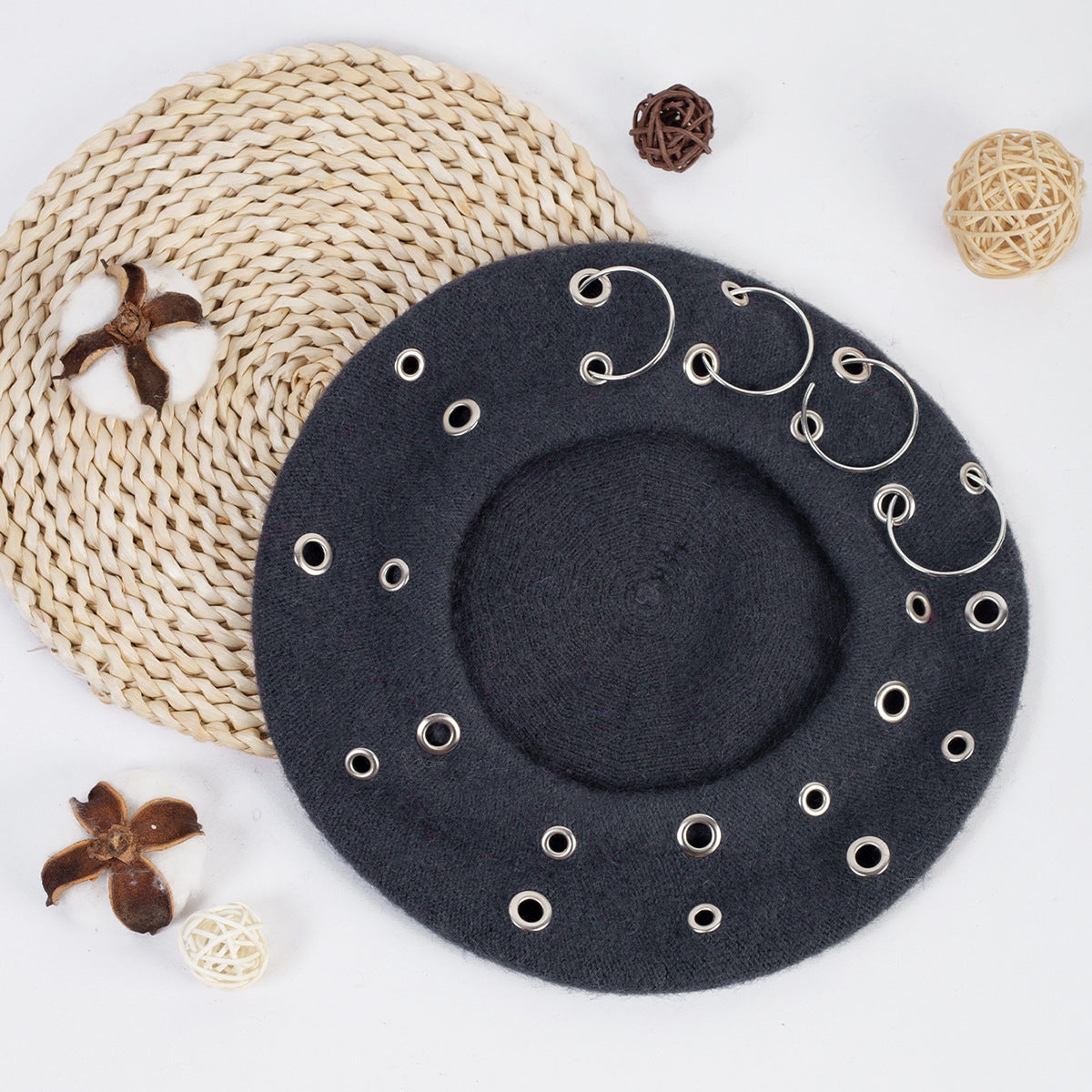 Wholesale Vintage Pumpkin Polyester Berets